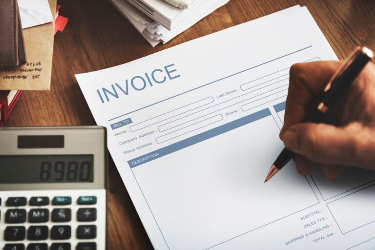 B2B Invoice Meaning In GST // Pice